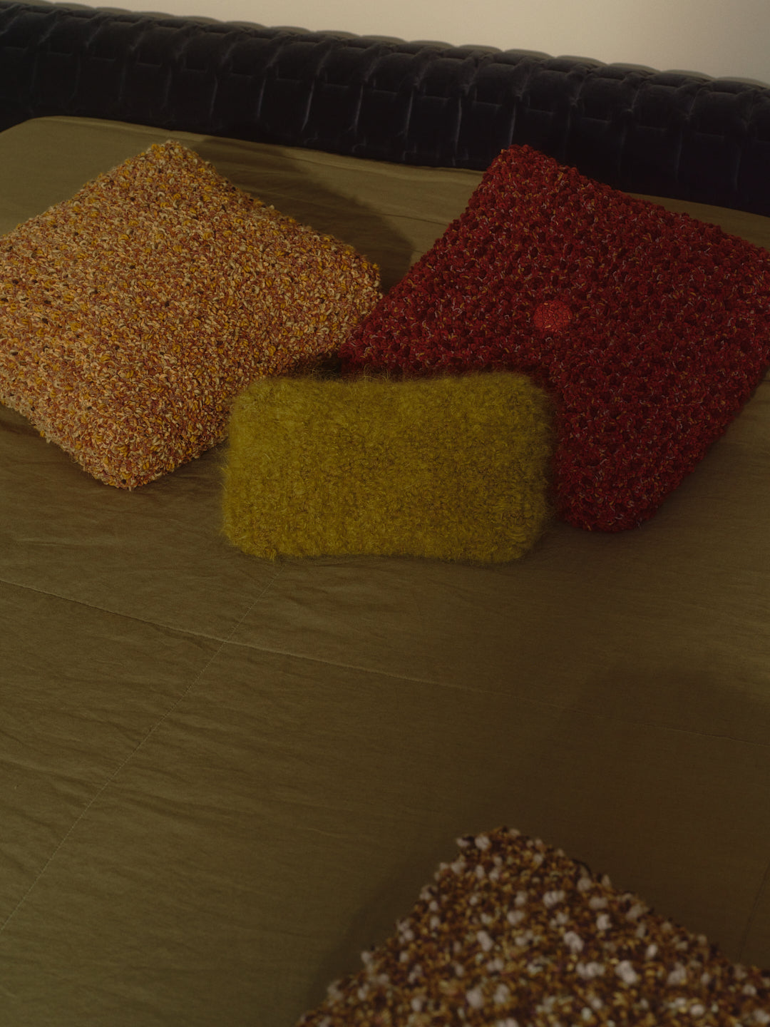 FLOSSY CUSHION LIME