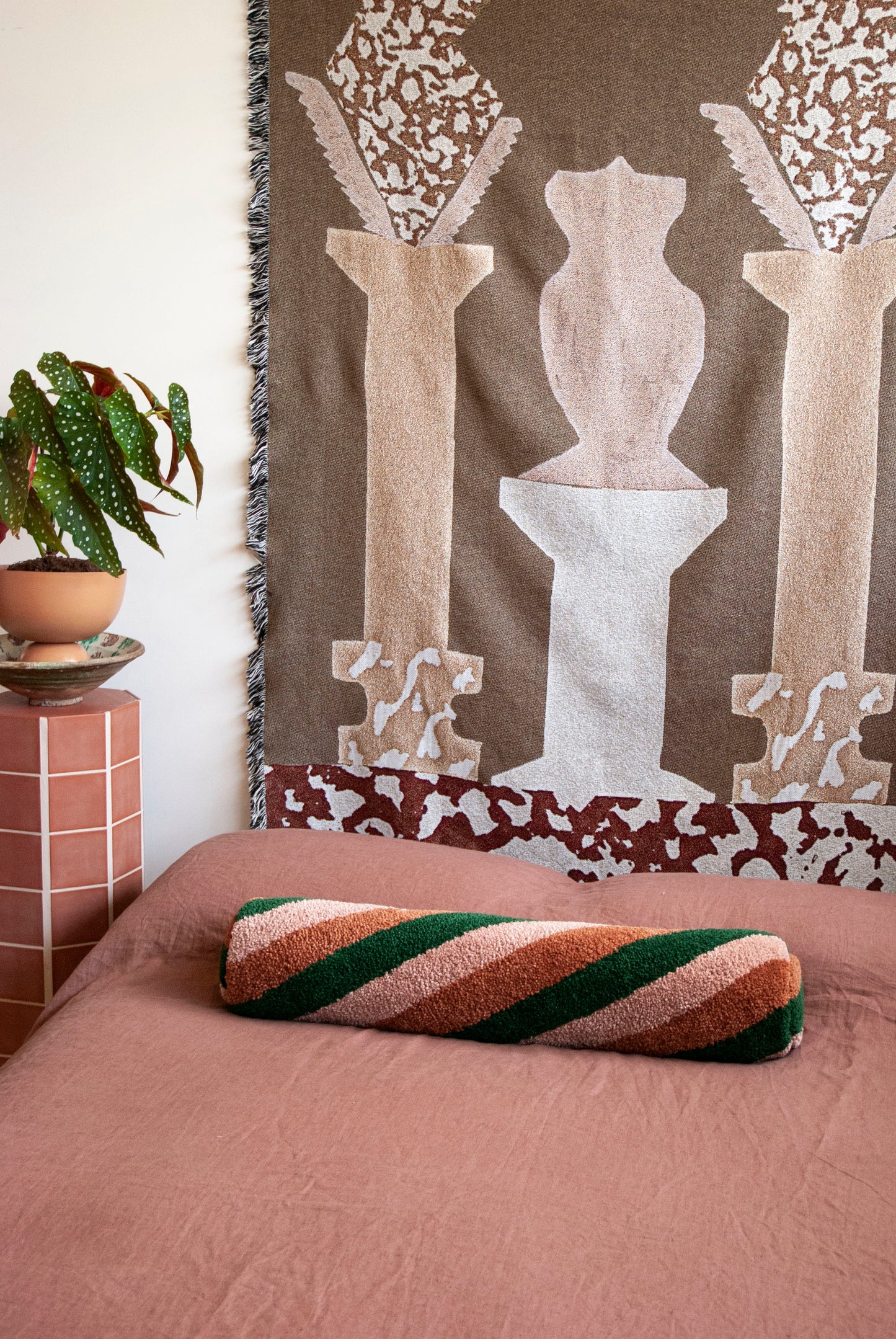 Nova Bolster - Licorice