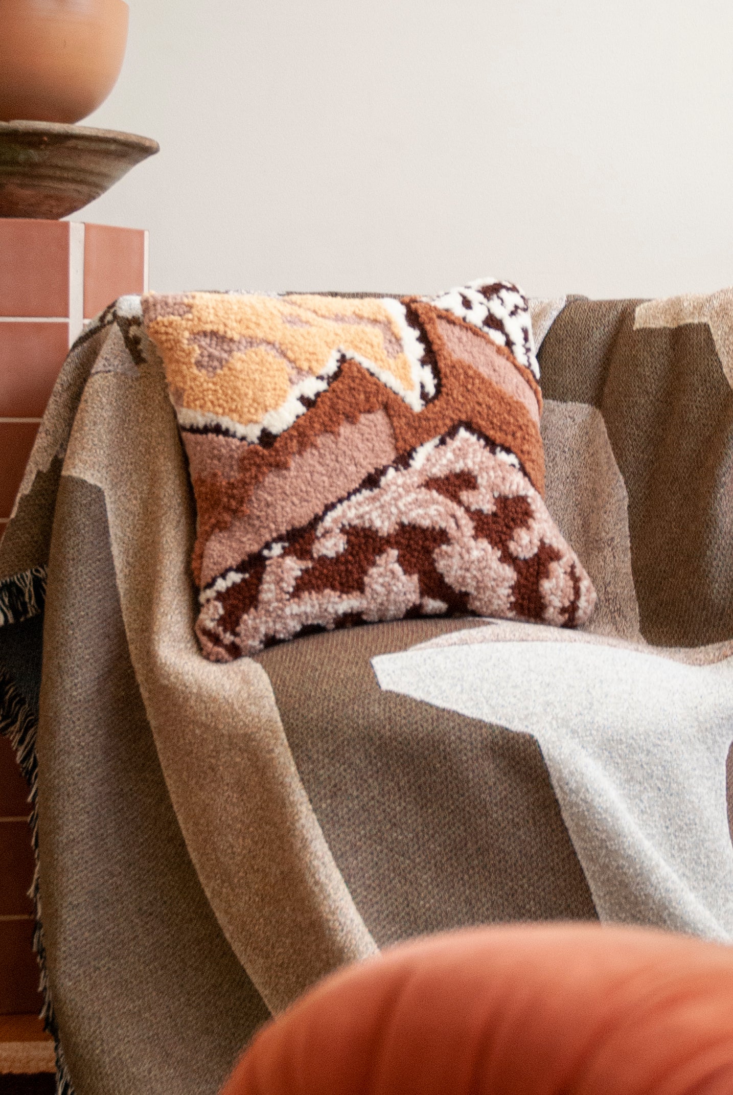 Mara Cushion - Jar