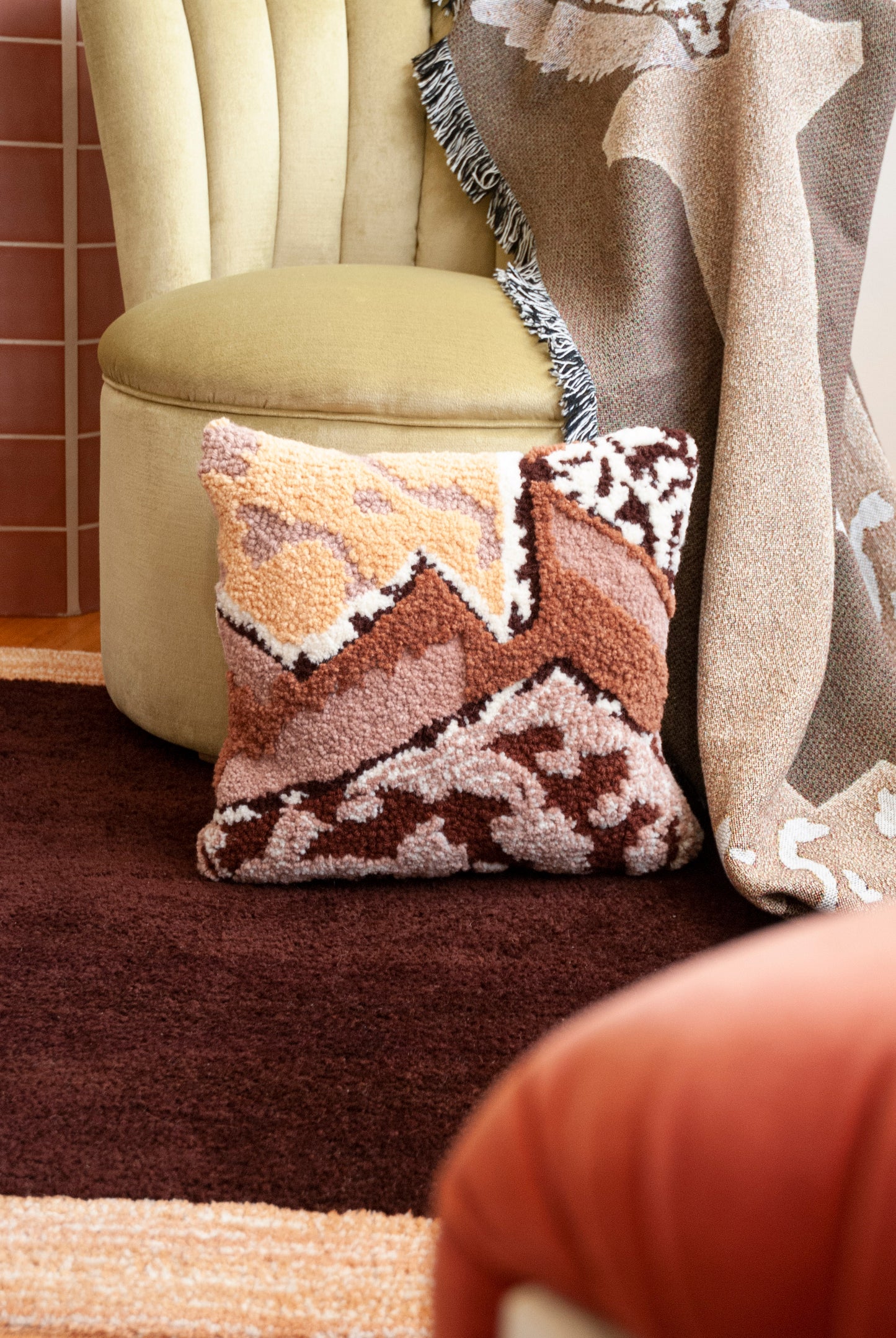 Mara Cushion - Jar
