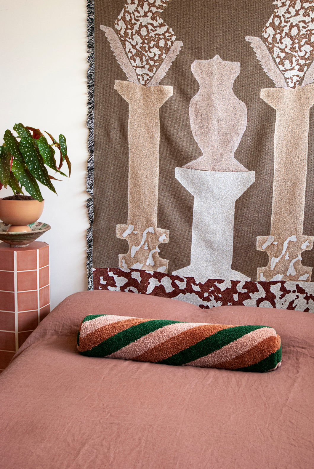 Nova Bolster - Licorice