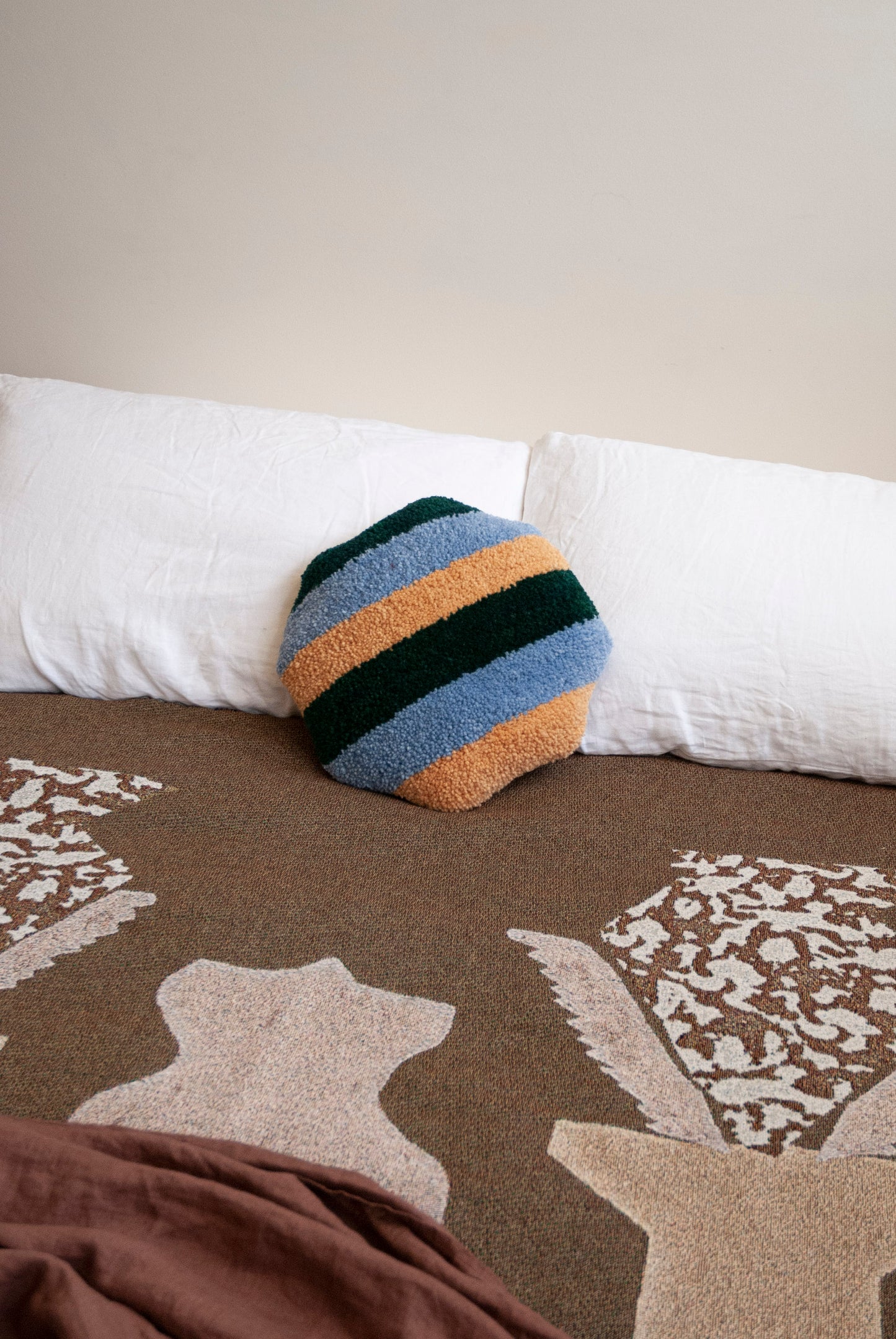 Otto Cushion - Eden